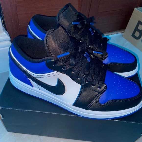 Air Jordan 1 Low Royal Toe - Picture 4 of 5
